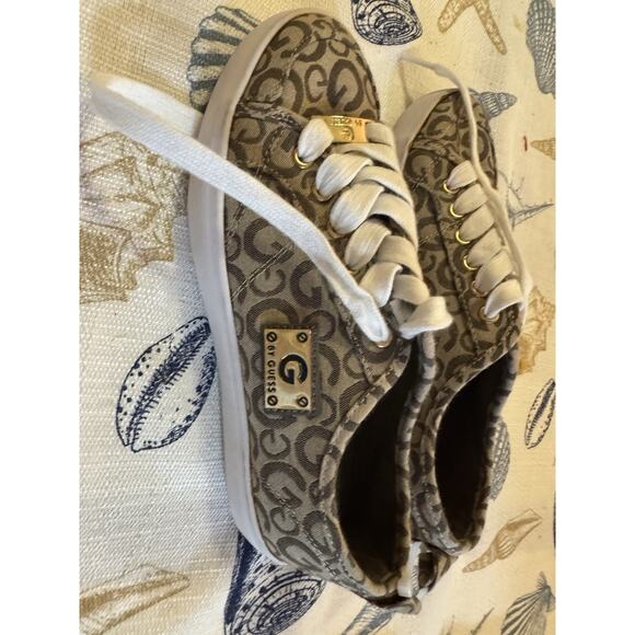 by guess shoes size 5.5 womens - Picture 1 of 7